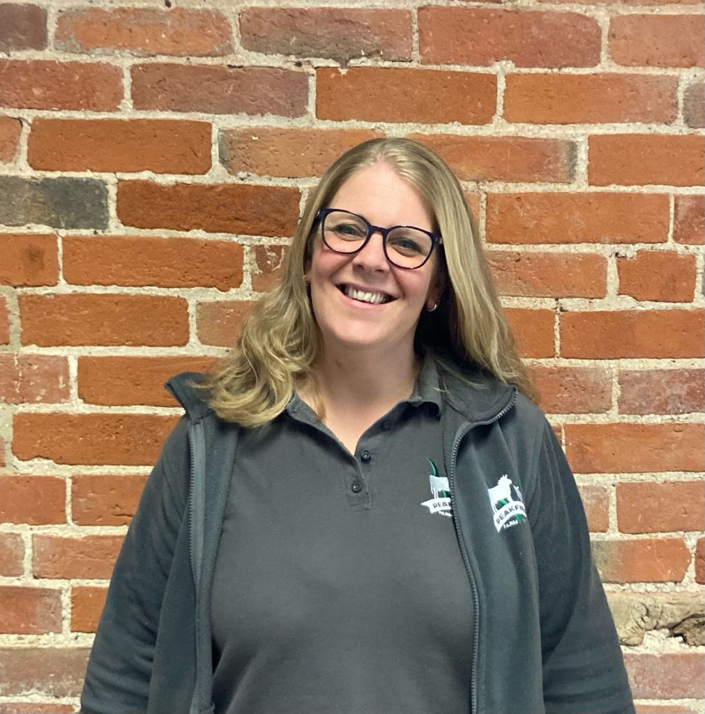 practice manager at peakfield farm vets who do emergency out of hours farm vets OOH